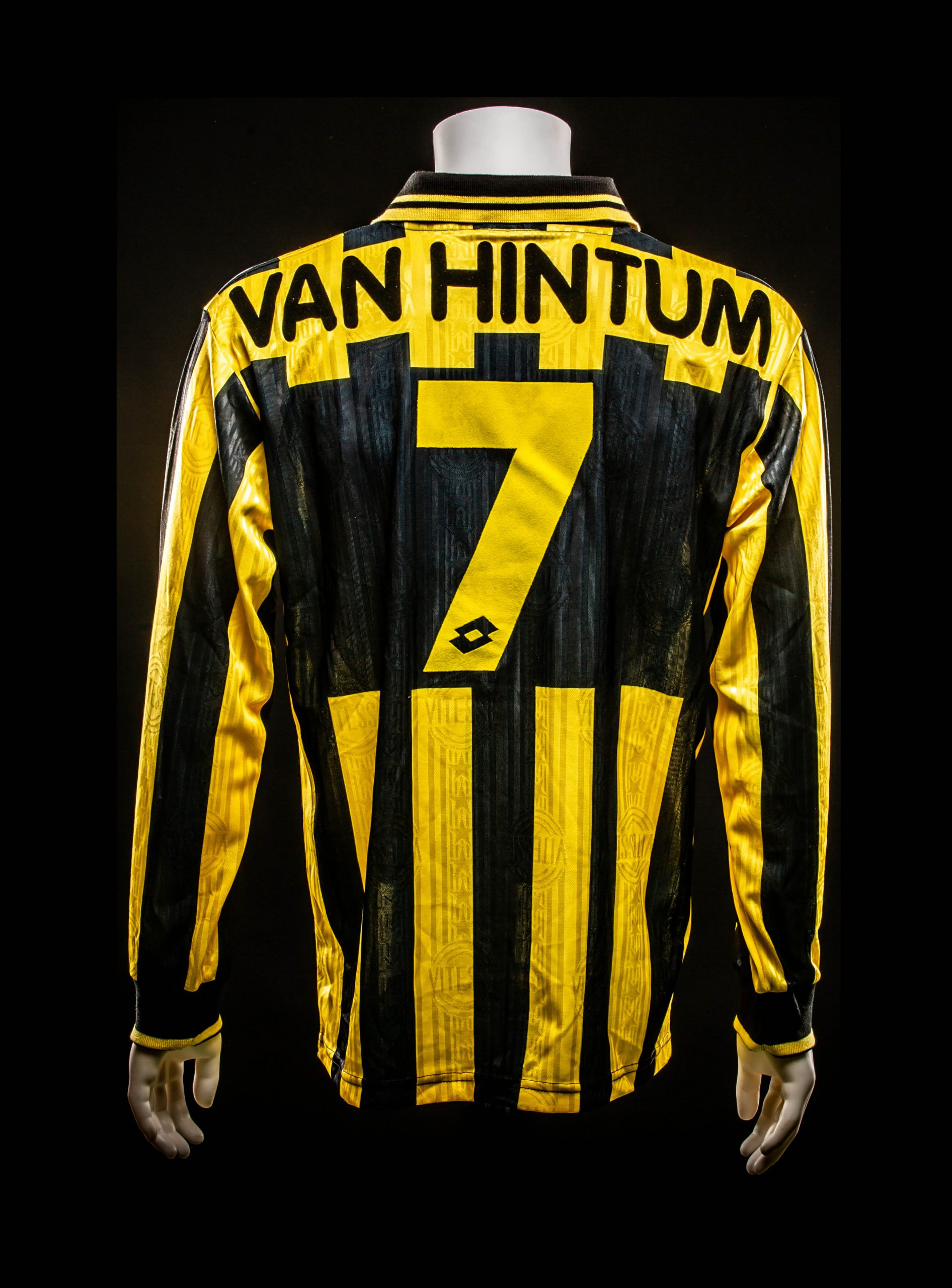#7 Marc van Hintum