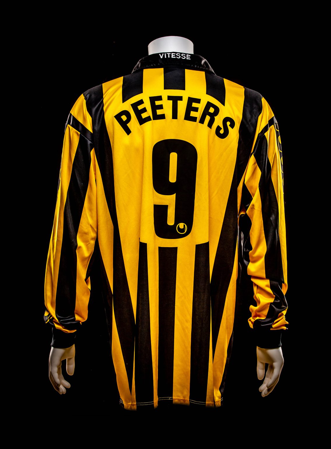 #9 Bob Peeters